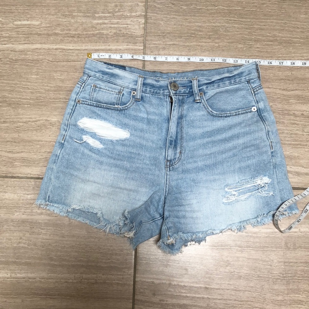 American Eagle mom shorts